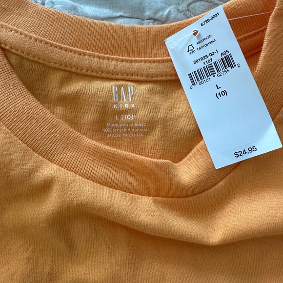 Garfield shirt!!🧡🧡 - Picture 2 of 3